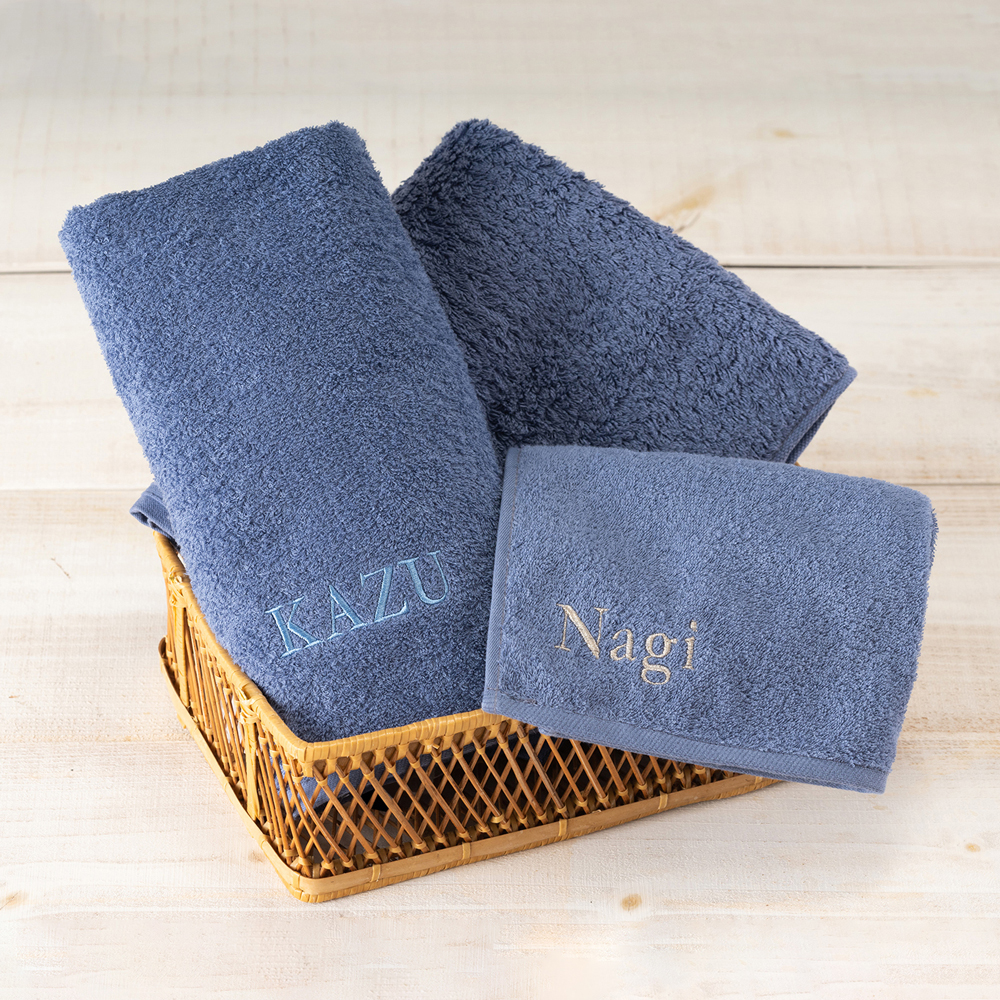 ネーム刺繍入りタオルの写真