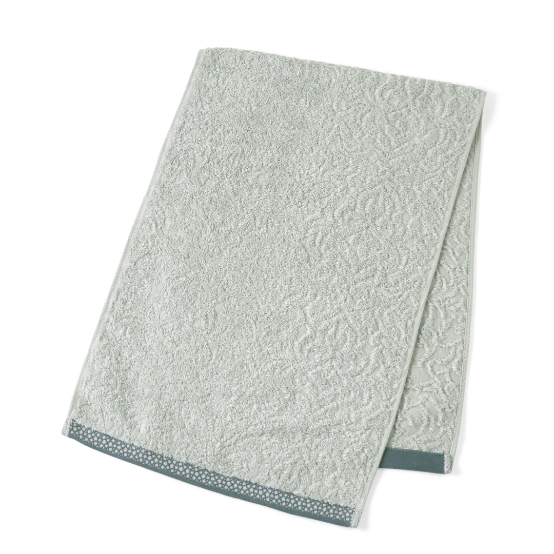 ペールグリーン